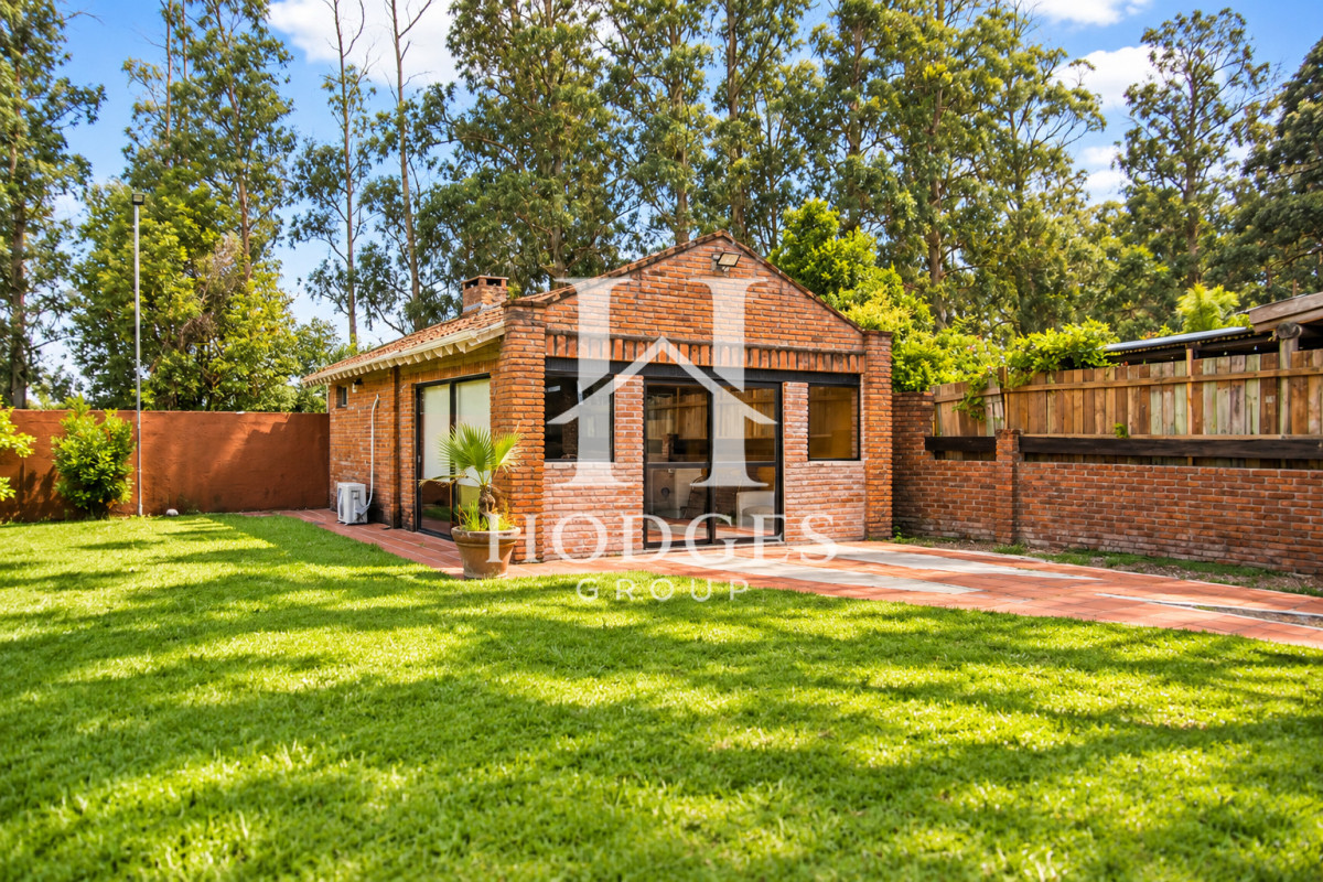 Casa ID.397 - En venta casa de 3 Dormitorios en Jardines de Córdoba