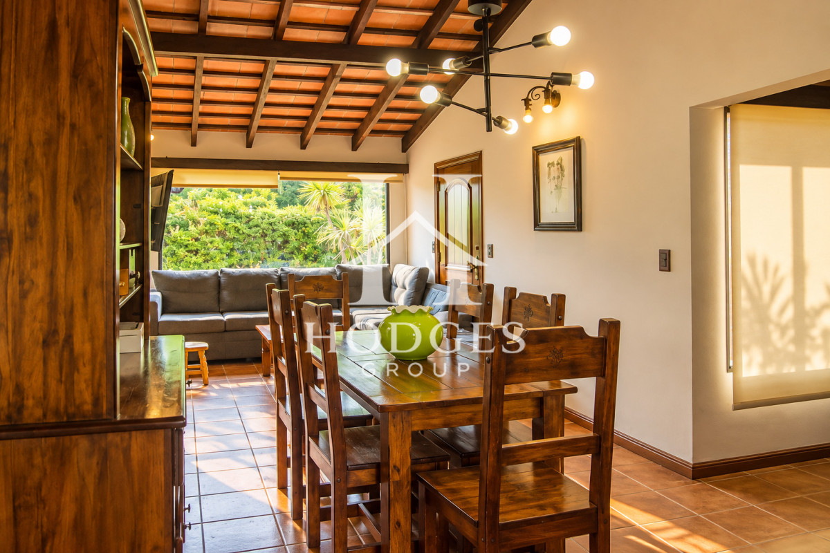 Casa ID.397 - En venta casa de 3 Dormitorios en Jardines de Córdoba