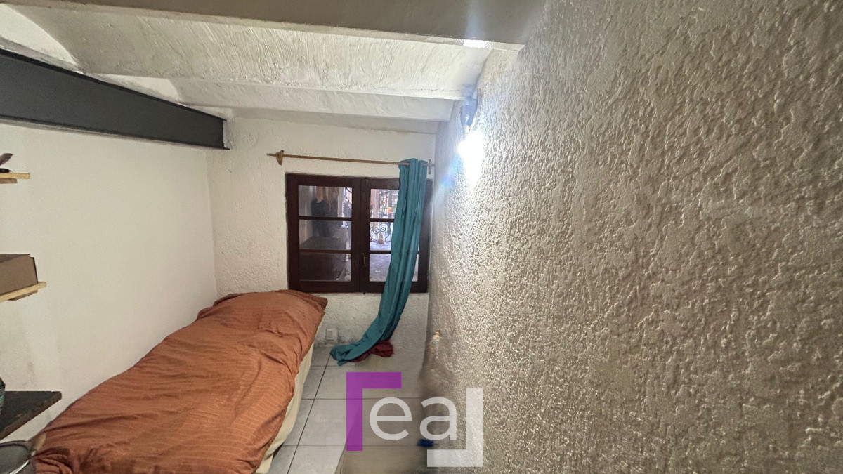 Casa ID.443 - Venta casa y apartamento en cordón cuatro dormitorios 