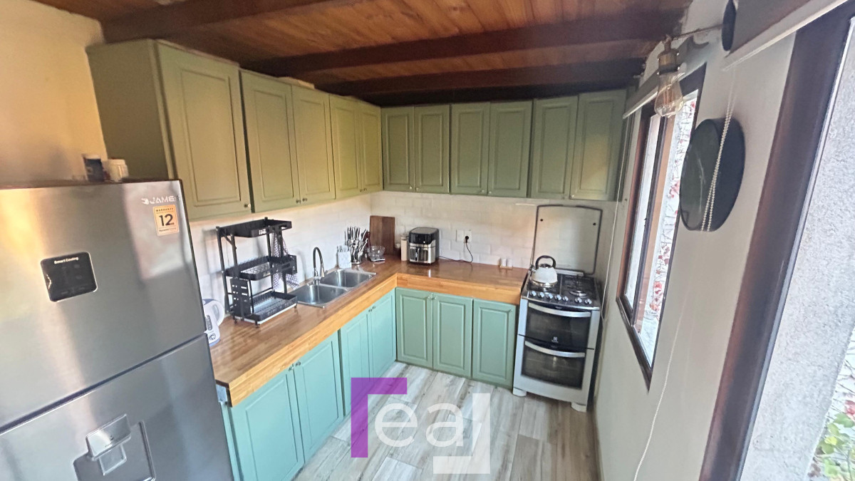 Casa ID.443 - Venta casa y apartamento en cordón cuatro dormitorios 