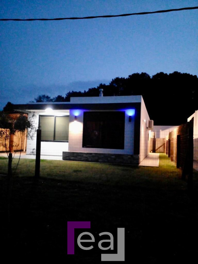 Casa ID.120 - CASA A ESTRENAR EN PIRIAPOLIS OPORTUNIDAD