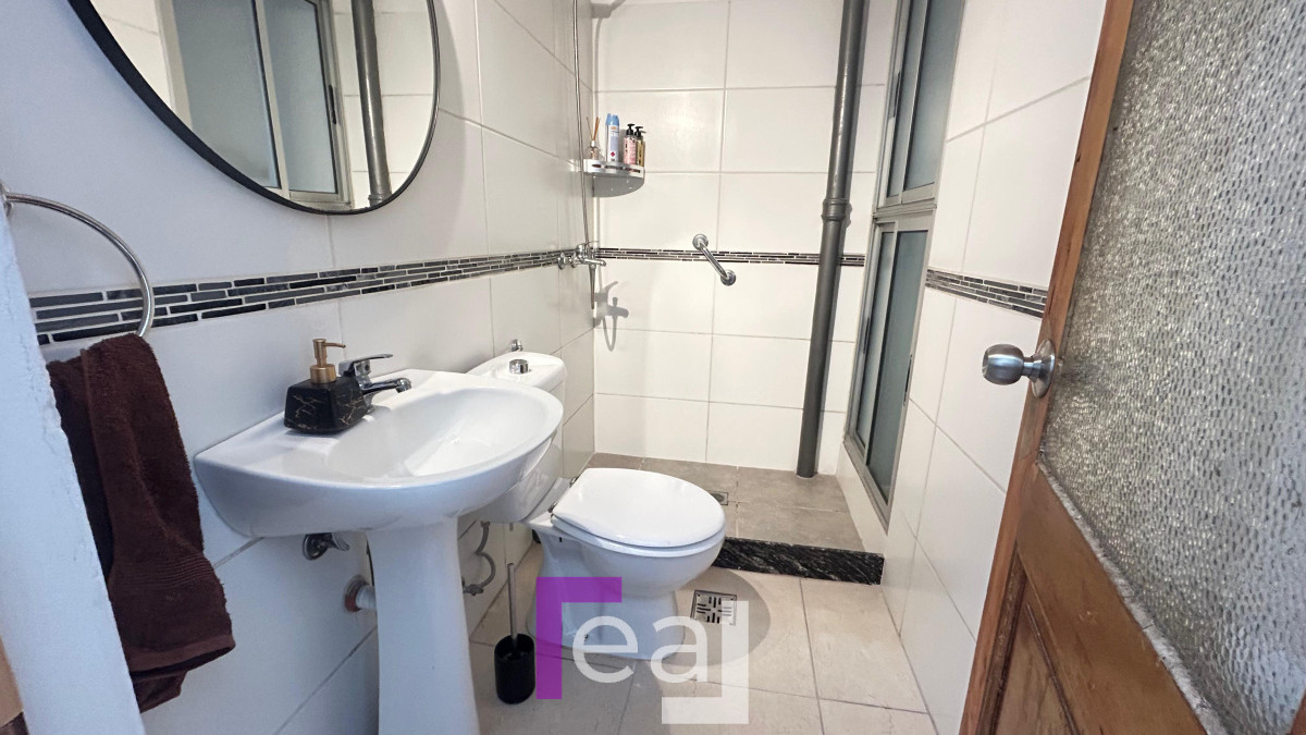 Casa ID.443 - Venta casa y apartamento en cordón cuatro dormitorios 