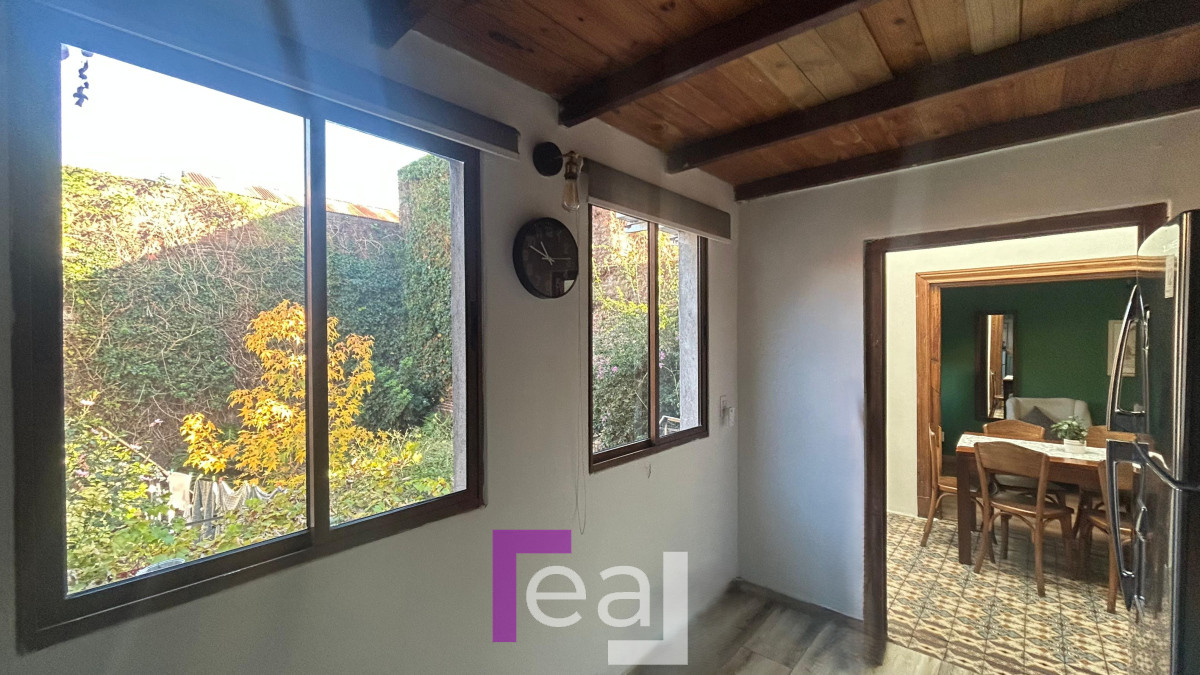 Casa ID.443 - Venta casa y apartamento en cordón cuatro dormitorios 