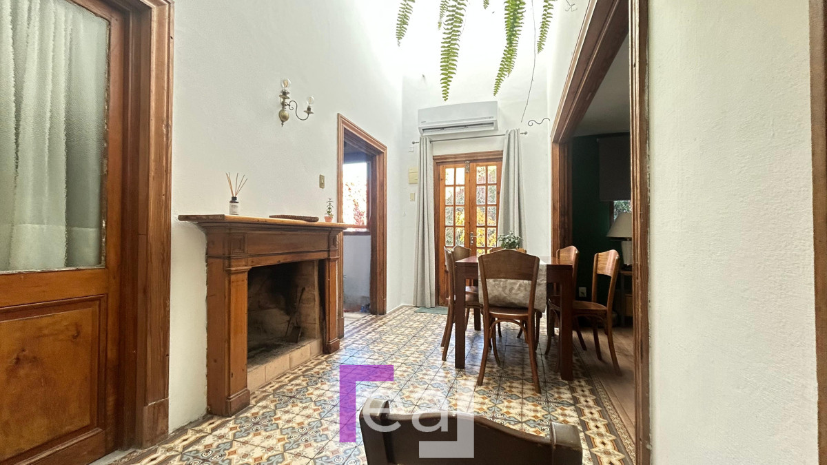 Casa ID.443 - Venta casa y apartamento en cordón cuatro dormitorios 