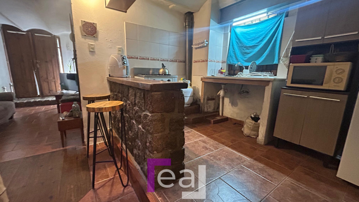 Casa ID.443 - Venta casa y apartamento en cordón cuatro dormitorios 