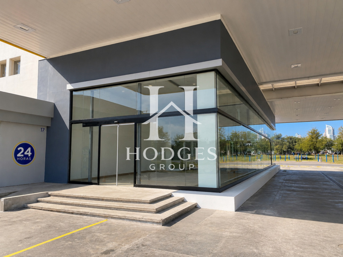 Local Comercial ID.374 - Local de 149 metros totales en alquiler anual 