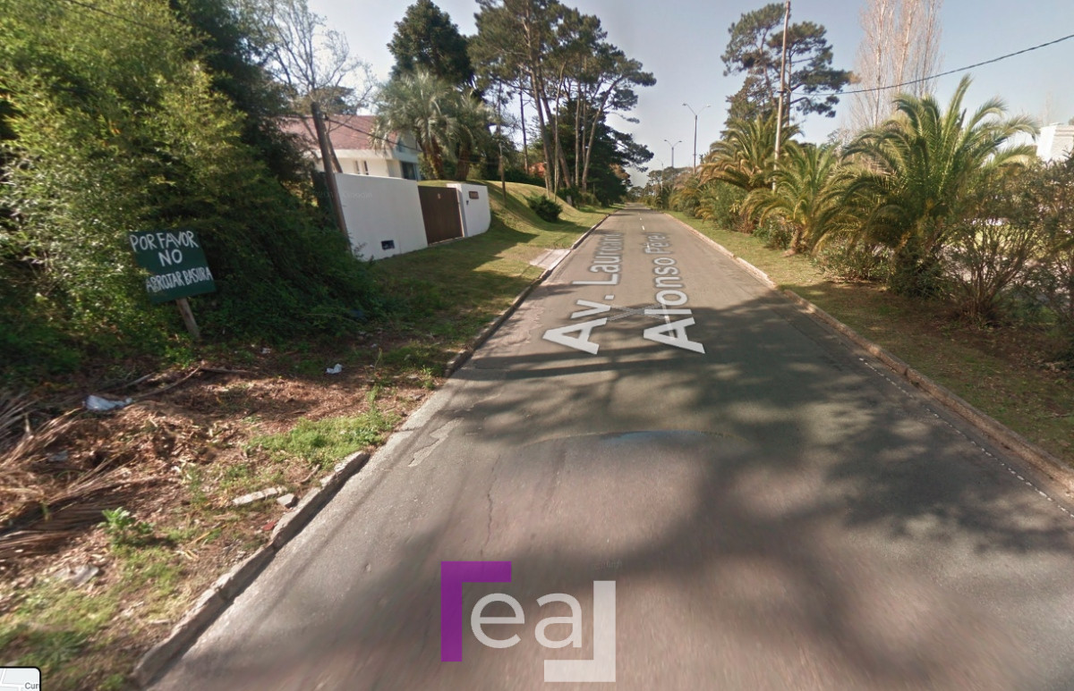Terreno ID.67 - Terreno de 1161 m2 sobre Laureano Alonso Punta del Este