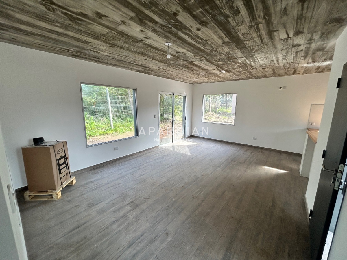 Casa ID.21098475 - Casa a estrenar en barrio privado, construcción tradicional, 2 dorm 2 baños 370 m2 de terreno  US$175.000. financiación