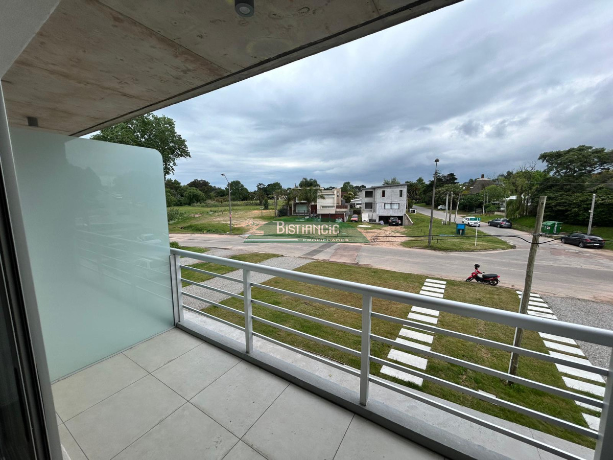 Apartamento ID.2912 - Venta apartamento La Loma, 2 dormitorio, prox. Shopping Atlantico
