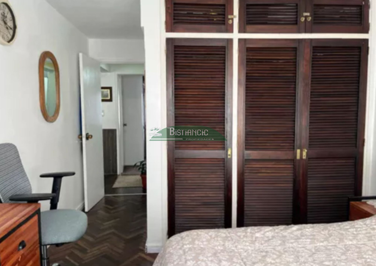 Apartamento ID.2930 - Venta apartamento frente a plaza de artesanos , Punta del este. 2 Dorm, 2 baños, con garage. A pasos de gorlero. 