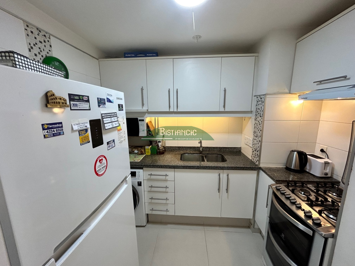 Apartamento ID.2887 - VENTA Apto 2 dorm 2 baños vista, calefacción, piscina, parrilleros, jacuzzi, garaje, y otros.