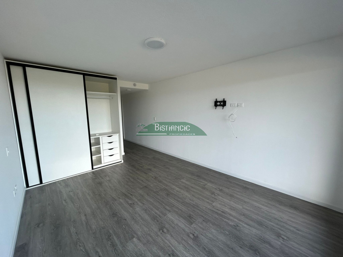 Apartamento ID.3028 - Apartamento en alquiler anual con terrazas y excelente vista al Campus