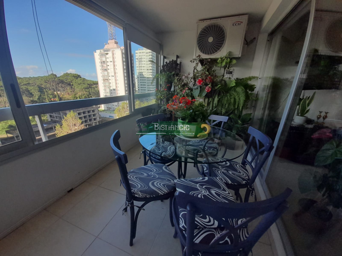Apartamento ID.2855 - Roosevelt Depto Torre, 3 dormitorios 2 baños, terraza, muy bueno. Ideal vivir. 