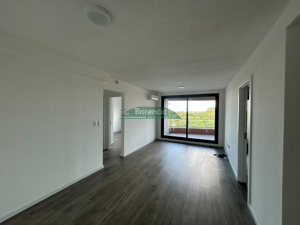 Apartamento ID.3028 - Apartamento en alquiler anual con terrazas y excelente vista al Campus