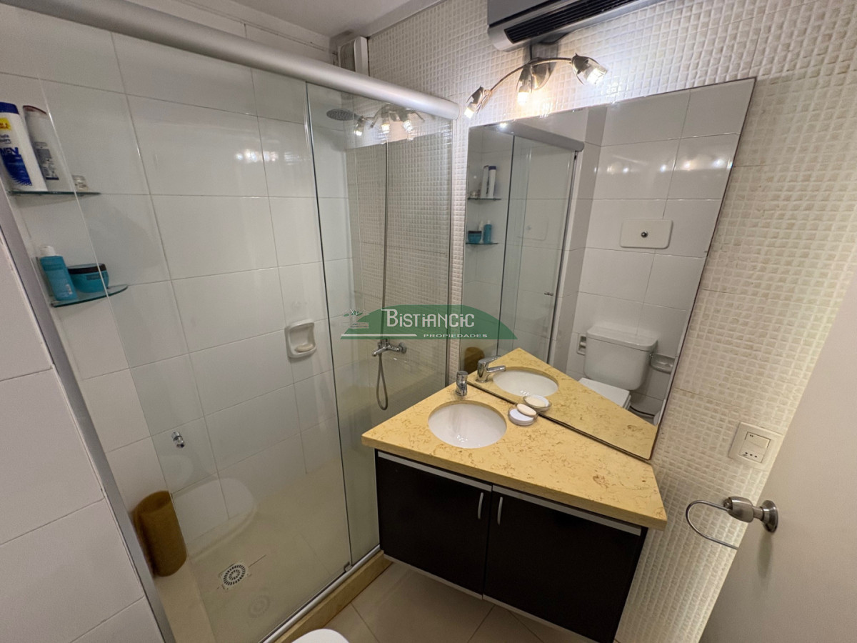 Apartamento ID.3005 - Apartamento de 3 dorm 3 baños con gran jardín, calefacción, garaje, servicio, realmente único!