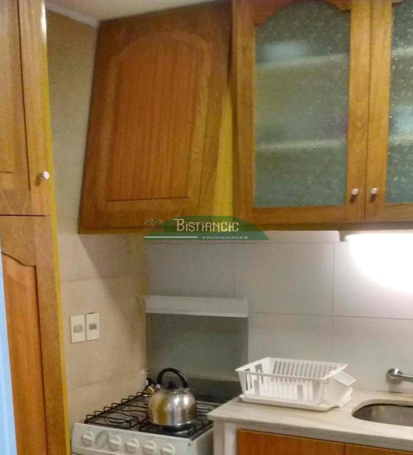 Apartamento ID.2258 - ALQUILER DE TEMPORADA Apartamento en Arcobaleno de 2 dormitorios, 2 baños, garage y balcón