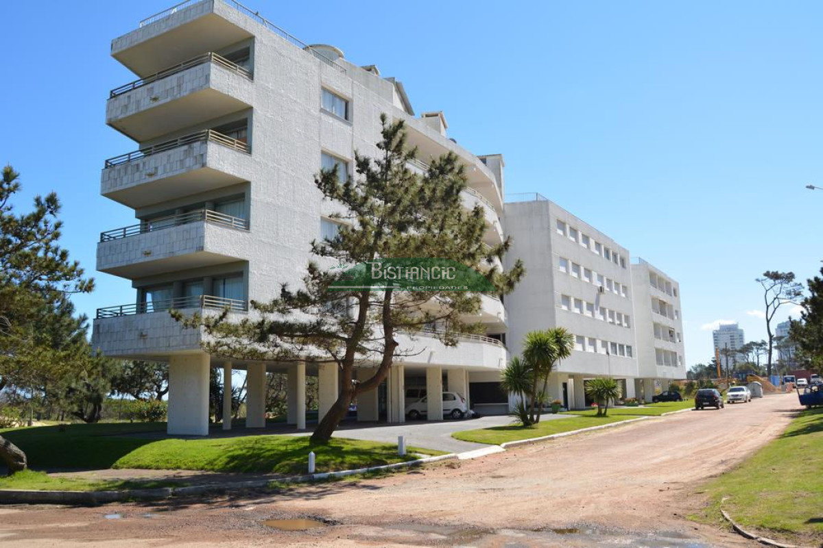 Apartamento ID.2469 - Alquiler Invernal - Hermoso Monoambiente frente al mar.