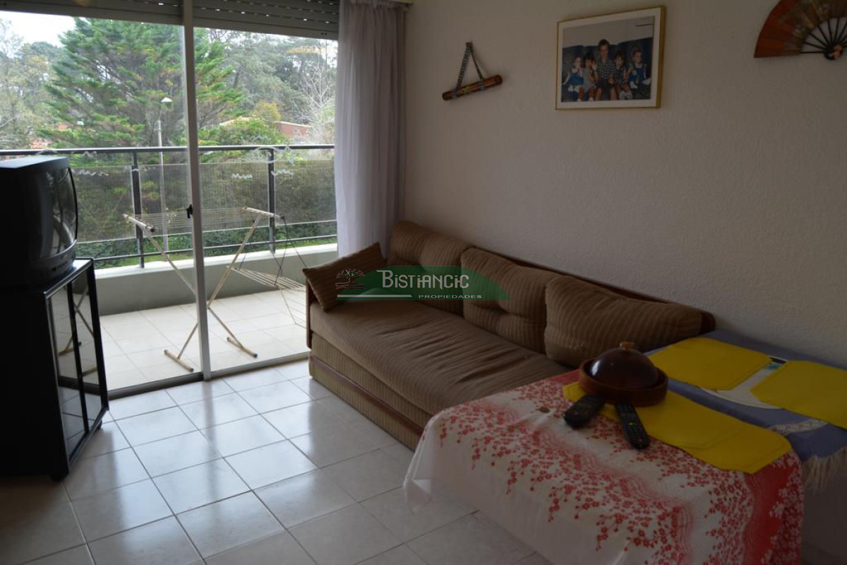 Apartamento ID.2659 - Depto Paradas de la Mansa, en complejo, 4 dorm 3 baños balcón parrillero cochera piscina canchas, Venta U$S 247.000