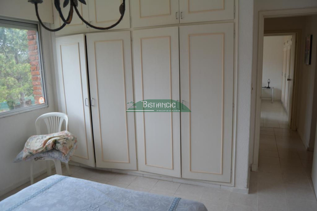 Apartamento ID.2659 - Depto Paradas de la Mansa, en complejo, 4 dorm 3 baños balcón parrillero cochera piscina canchas, Venta U$S 247.000