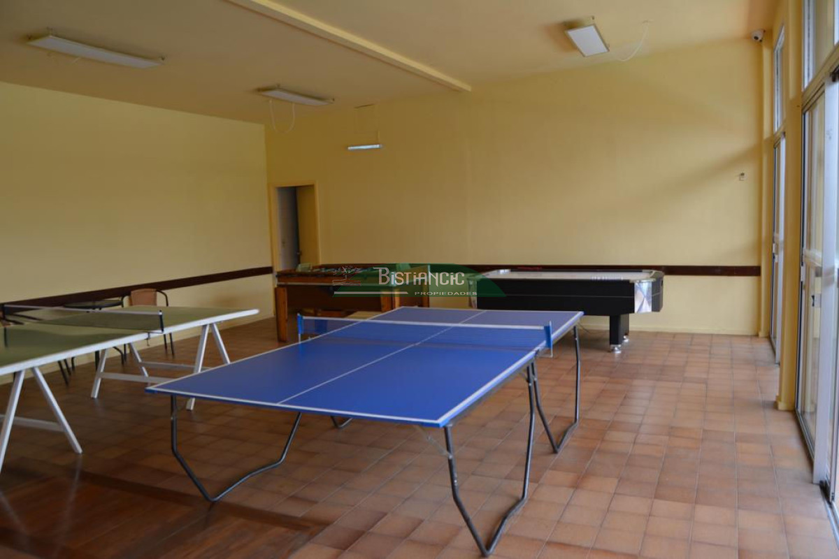 Apartamento ID.2659 - Depto Paradas de la Mansa, en complejo, 4 dorm 3 baños balcón parrillero cochera piscina canchas, Venta U$S 247.000