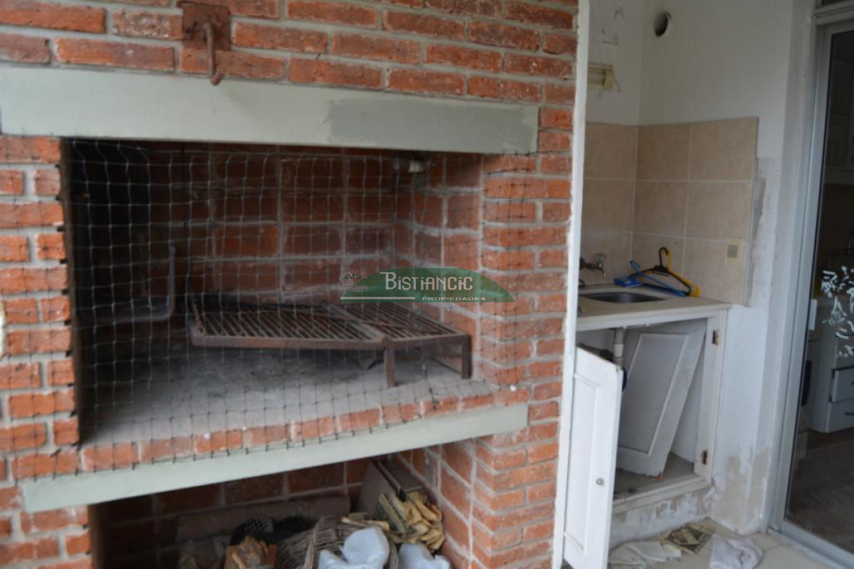 Apartamento ID.2659 - Depto Paradas de la Mansa, en complejo, 4 dorm 3 baños balcón parrillero cochera piscina canchas, Venta U$S 247.000