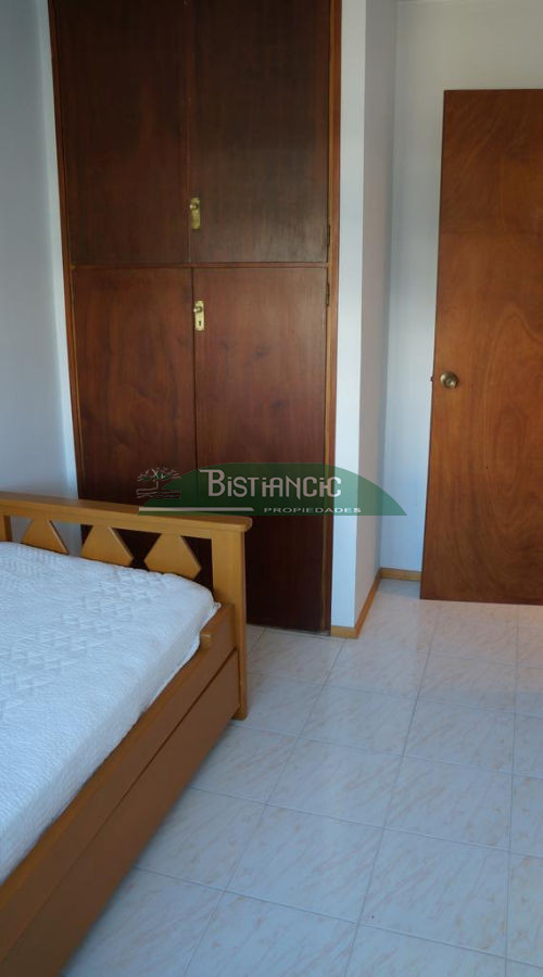 Apartamento ID.2711 - EN VENTA - Apartamento en la pda 16. frente a la playa. 4 dormitorios, 3 baños 
