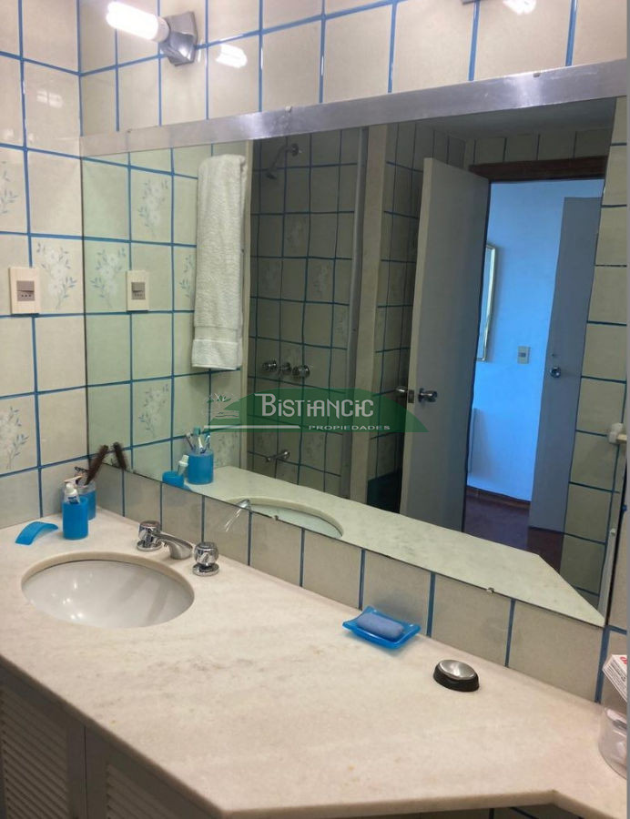 Apartamento ID.2742 - Apartamento en venta, 3 dorm, 3 baños, 2 terrazas, garaje y servicios.US$ 340.000