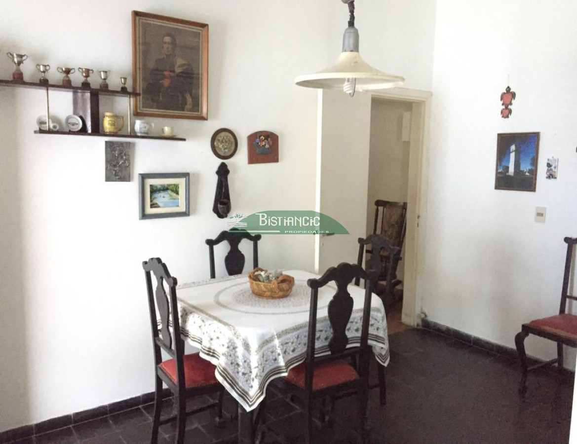 Apartamento ID.2788 - Casita en alquiler anual 1 dorm, frente a plaza del vigia. 