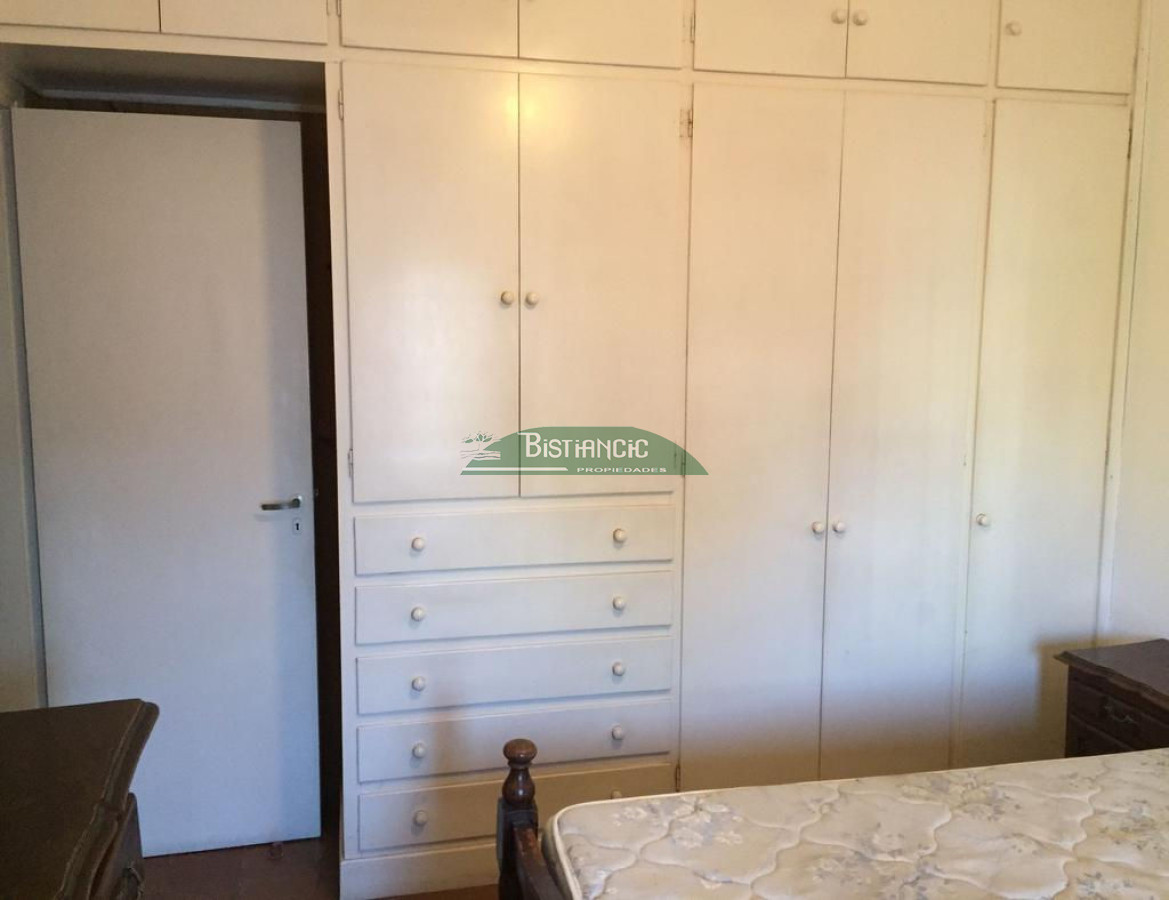Apartamento ID.2788 - Casita en alquiler anual 1 dorm, frente a plaza del vigia. 
