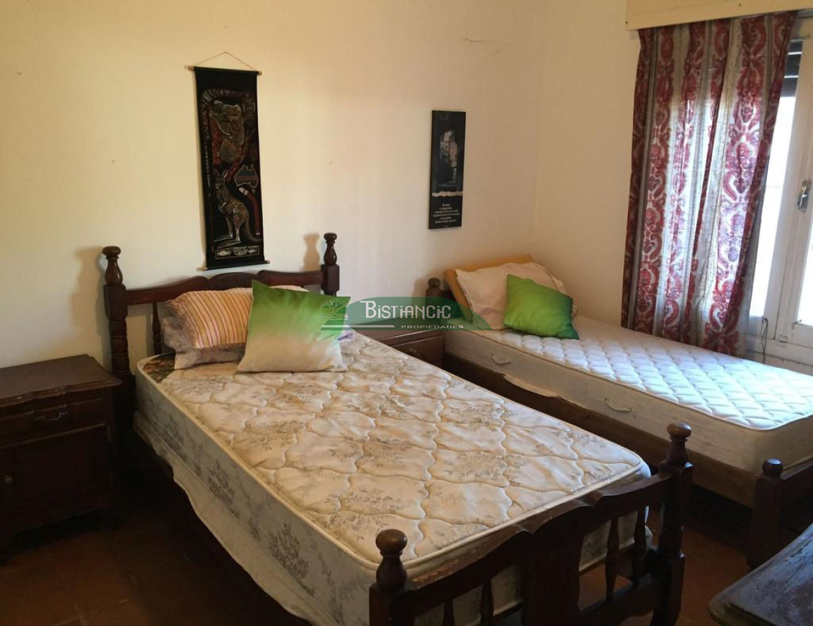 Apartamento ID.2788 - Casita en alquiler anual 1 dorm, frente a plaza del vigia. 