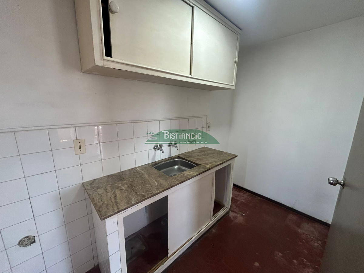 Apartamento ID.568 - Apartamento en venta, 1 dorm. Oportunidad en el centro de Maldonado. 