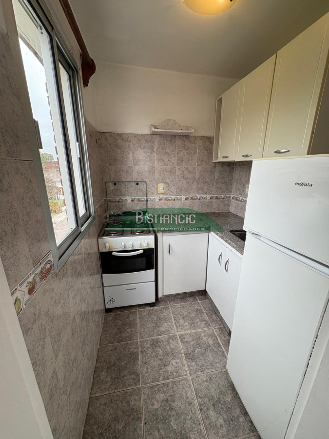 Apartamento ID.1376 - Apartamento en venta, ubicado en Centro Maldonado. 1 dorm, living comedor, cocina y baño. 