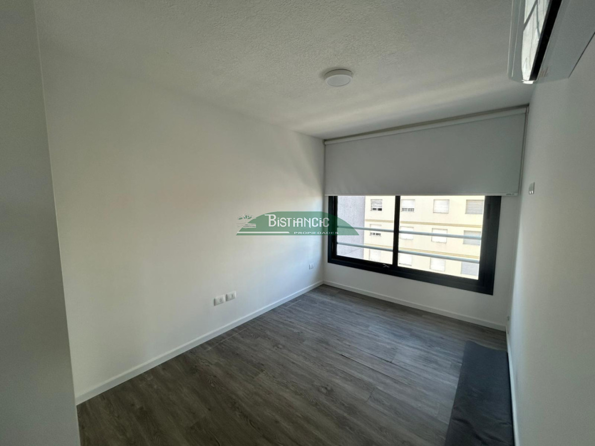 Apartamento ID.3028 - Apartamento en alquiler anual con terrazas y excelente vista al Campus