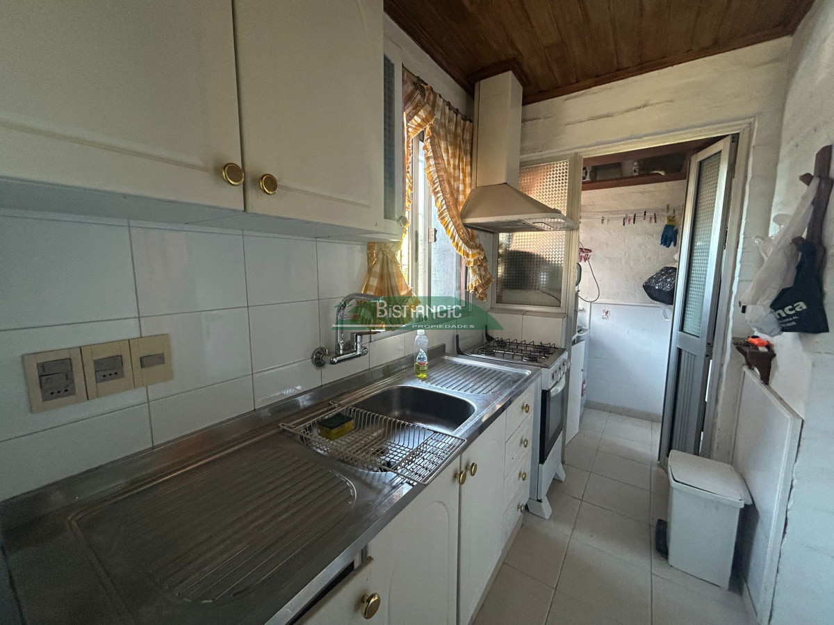 Apartamento ID.1764 - Apartamento en alquiler anual, en cantegril. A pasos de colegios. 2 dorm con balcón y parrillero