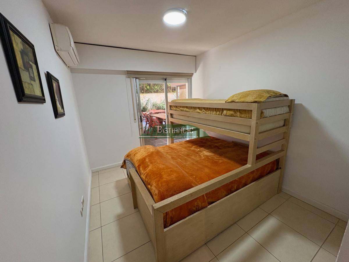 Apartamento ID.3005 - Apartamento de 3 dorm 3 baños con gran jardín, calefacción, garaje, servicio, realmente único!