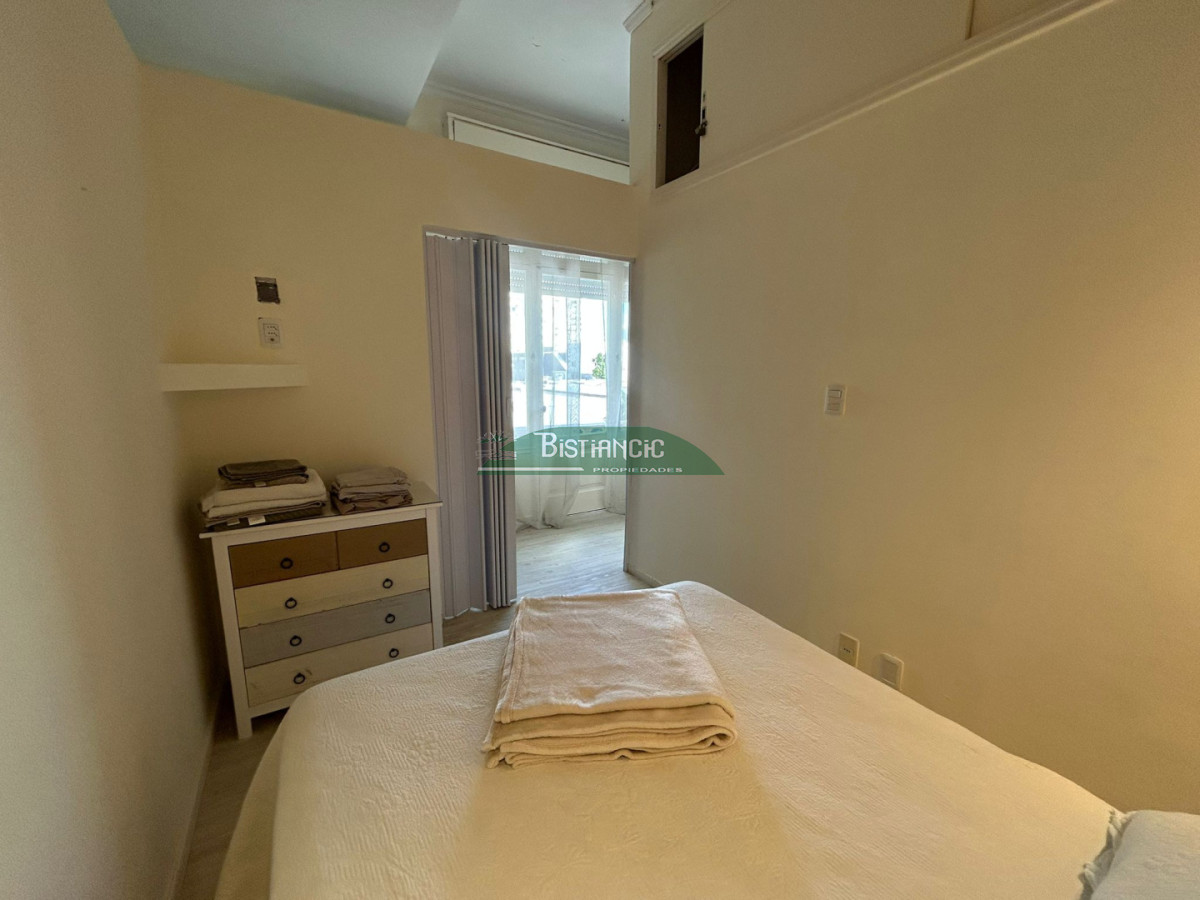 Apartamento ID.3057 - Alquiler invernal en Peninsula, Punta del este. 2 dorm,2 baños, con cochera, wifi y servicio de mucama. 