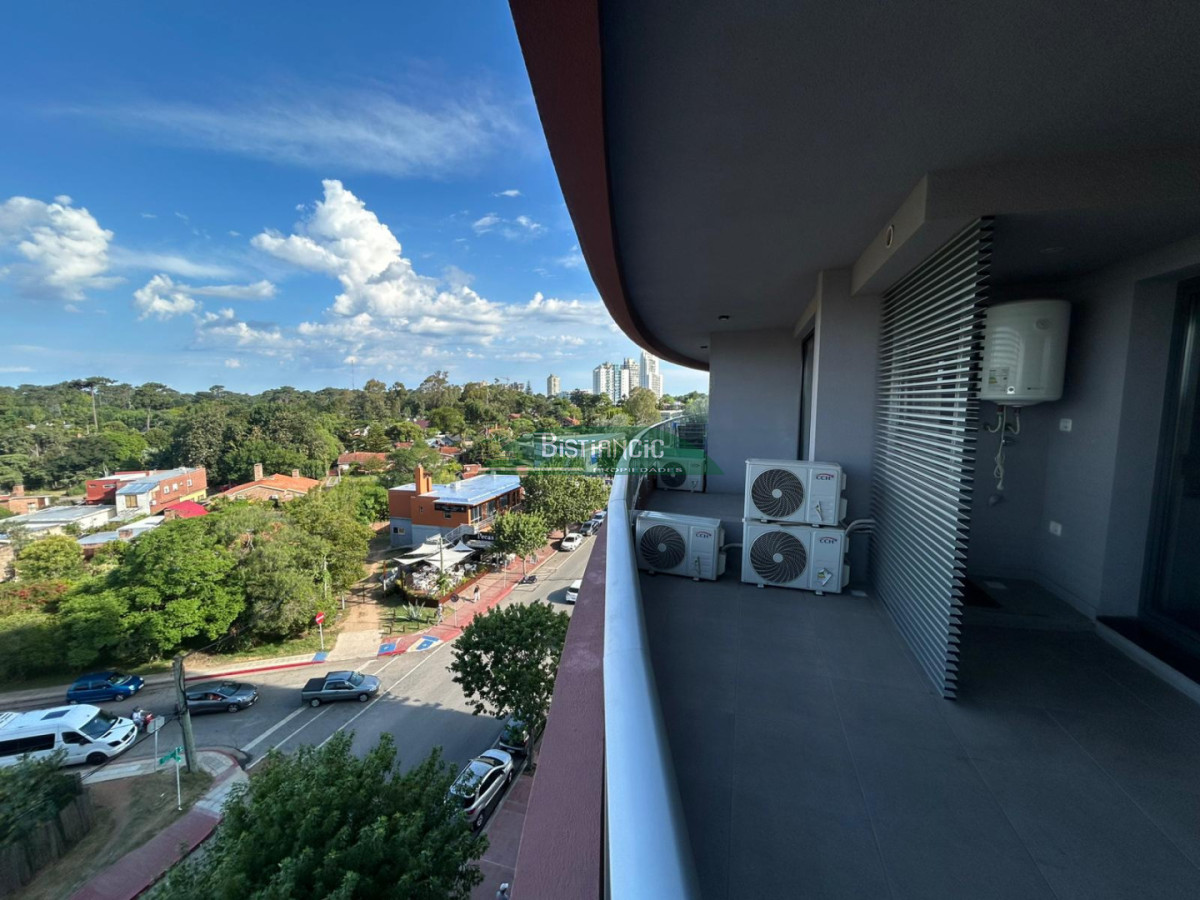 Apartamento ID.3028 - Apartamento en alquiler anual con terrazas y excelente vista al Campus