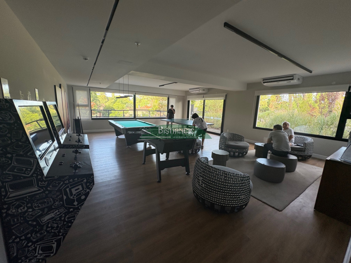 Apartamento ID.3034 - Departamento un ambiente en torre a estrenar, piso alto, piscina climatizada, otra abierta,gym , parrilleros, etc. Venta US$ 105.000.. 