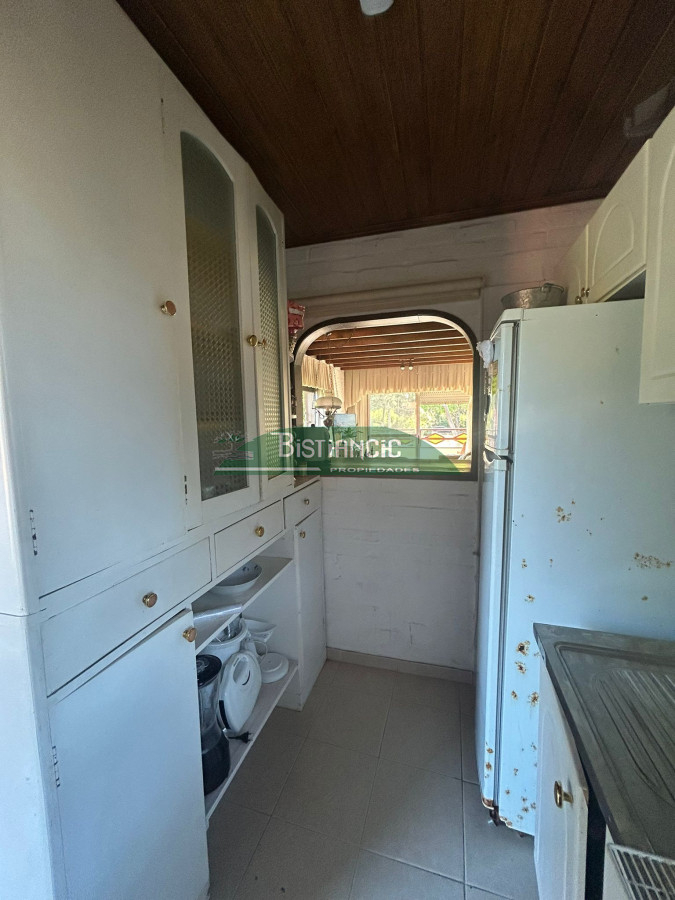 Apartamento ID.1764 - Apartamento en alquiler anual, en cantegril. A pasos de colegios. 2 dorm con balcón y parrillero