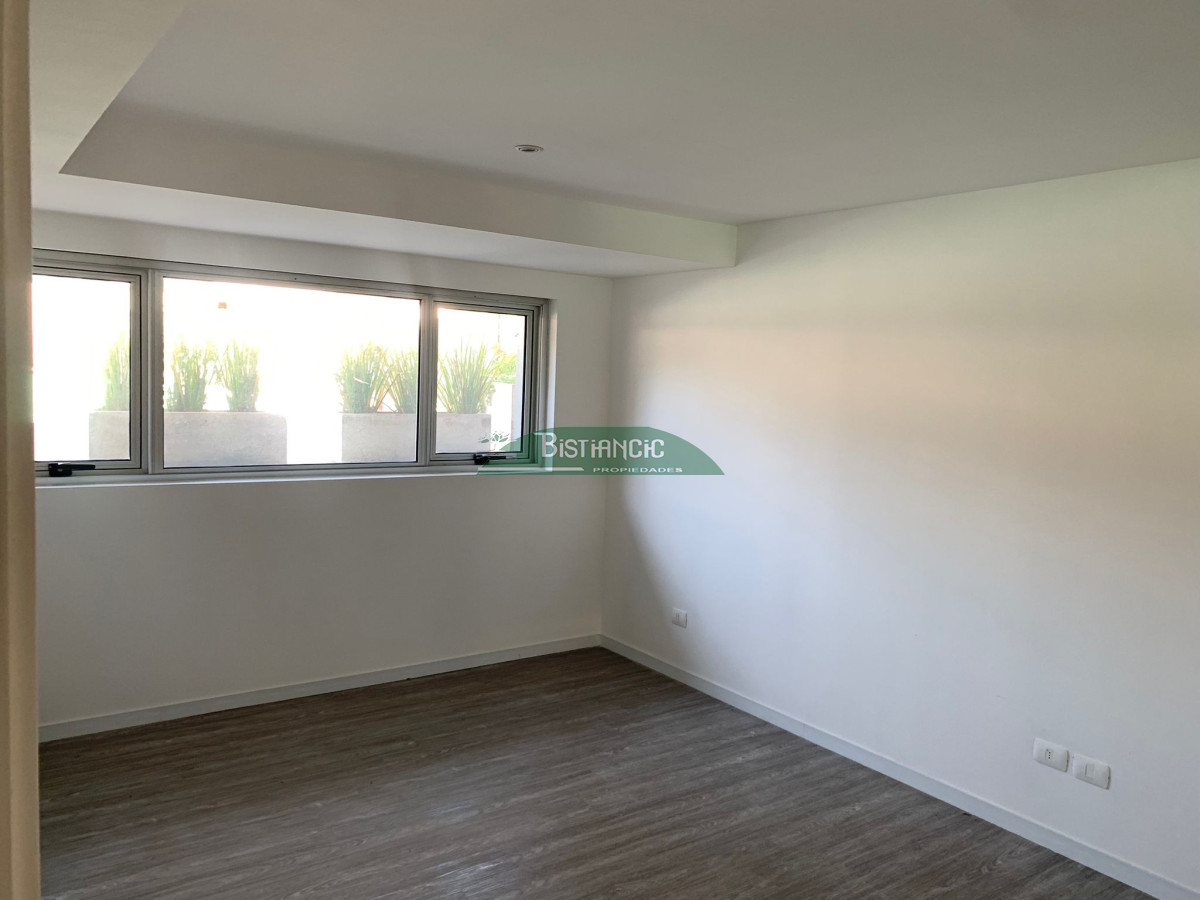 Apartamento ID.2932 - Avda. Roosevelt en moderna torre, amplio depto de 1 dormitorio, con todos los servicios.