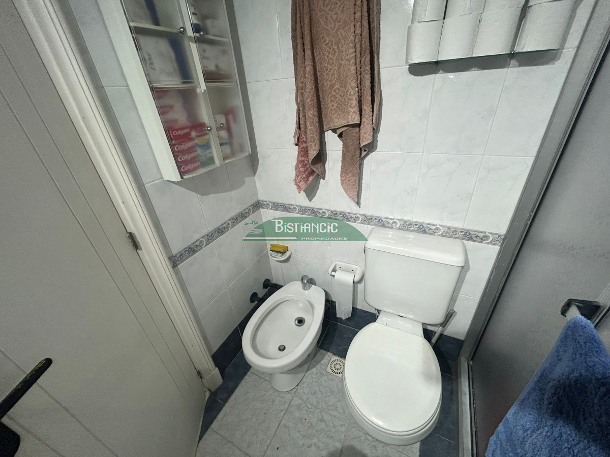 Apartamento ID.1764 - Apartamento en alquiler anual, en cantegril. A pasos de colegios. 2 dorm con balcón y parrillero