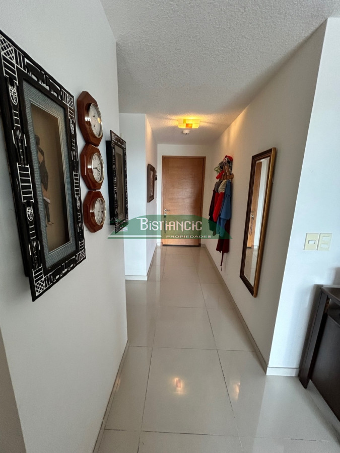 Apartamento ID.2887 - VENTA Apto 2 dorm 2 baños vista, calefacción, piscina, parrilleros, jacuzzi, garaje, y otros.
