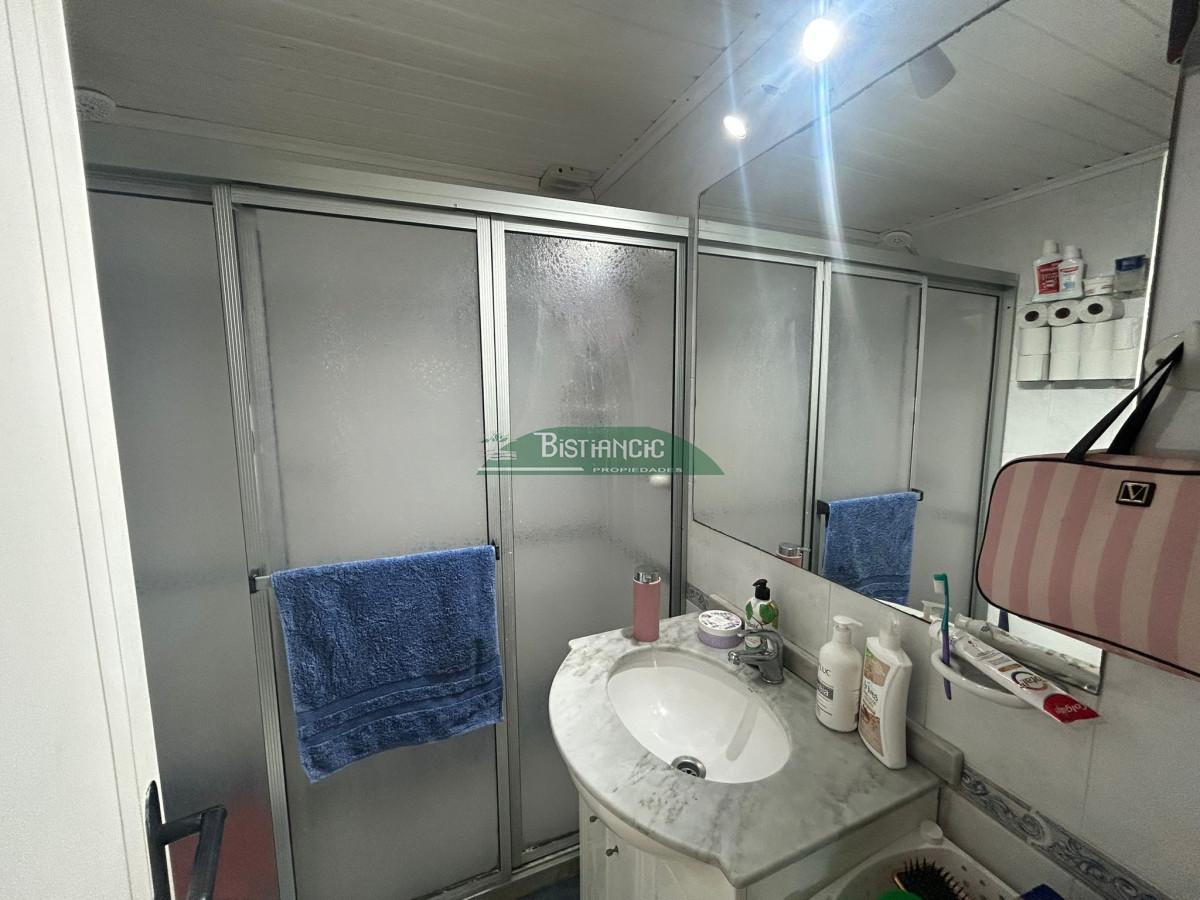 Apartamento ID.1764 - Apartamento en alquiler anual, en cantegril. A pasos de colegios. 2 dorm con balcón y parrillero