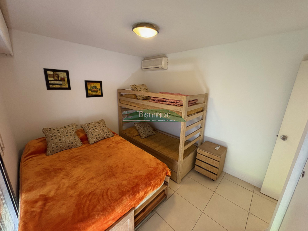 Apartamento ID.3005 - Apartamento de 3 dorm 3 baños con gran jardín, calefacción, garaje, servicio, realmente único!