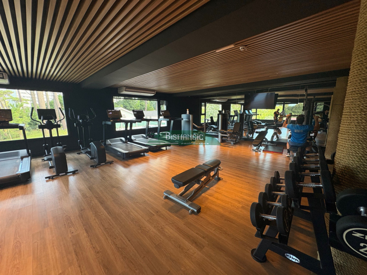 Apartamento ID.3034 - Departamento un ambiente en torre a estrenar, piso alto, piscina climatizada, otra abierta,gym , parrilleros, etc. Venta US$ 105.000.. 