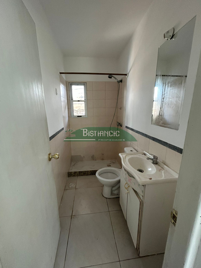 Alquiler anual   depto planta baja 2 dorm, con cochera y patio con parrillero . - GoPunta - Portal Inmobiliario de Punta del Este - Maldonado