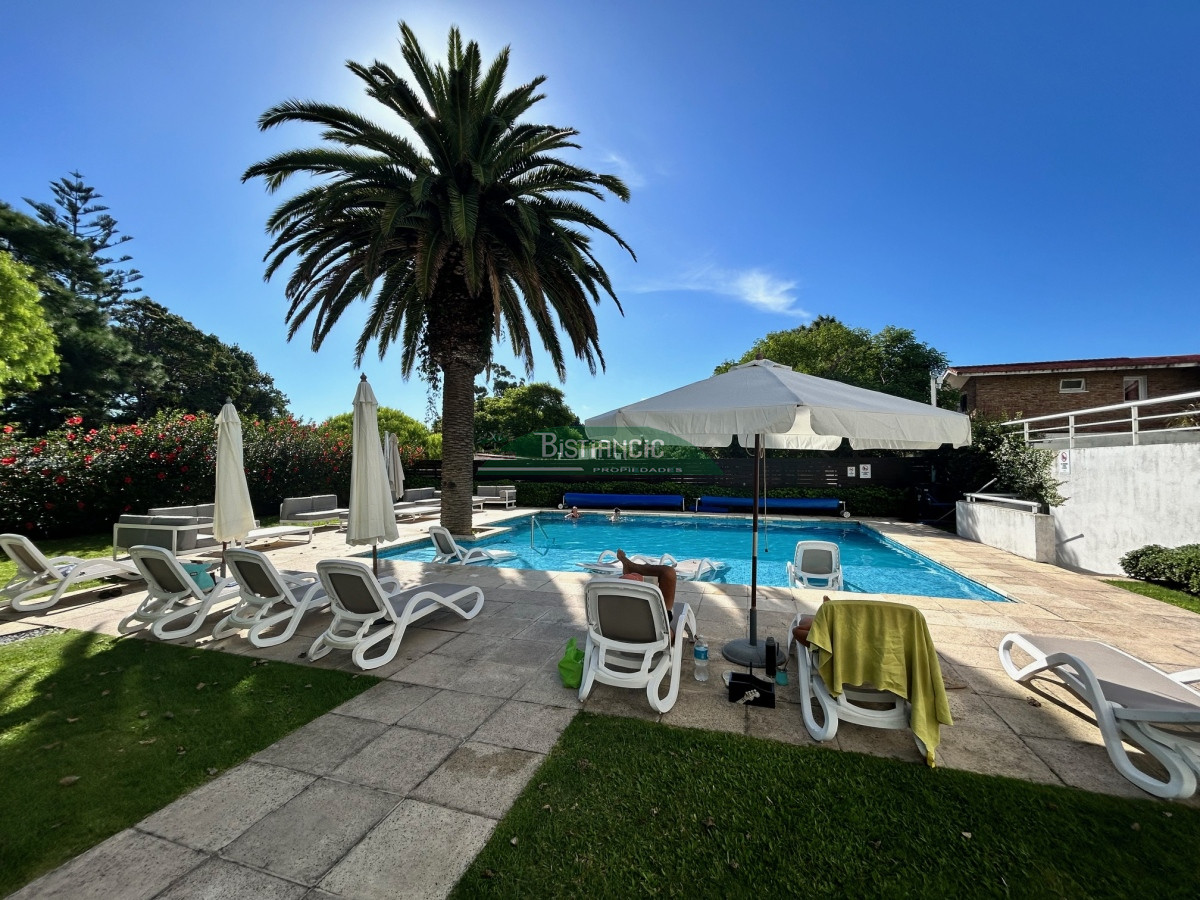 Apartamento ID.2887 - VENTA Apto 2 dorm 2 baños vista, calefacción, piscina, parrilleros, jacuzzi, garaje, y otros.