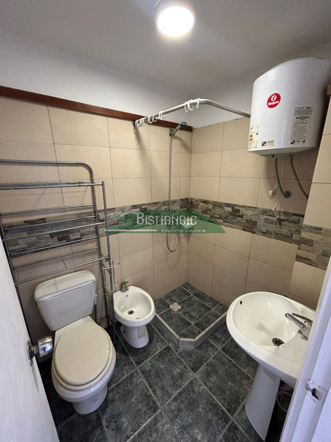 Apartamento ID.1376 - Apartamento en venta, ubicado en Centro Maldonado. 1 dorm, living comedor, cocina y baño. 