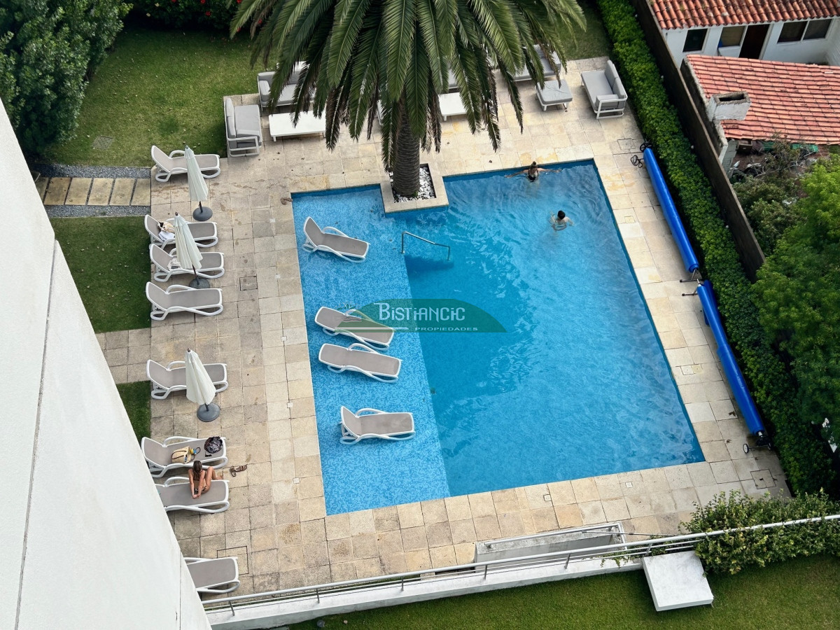 Apartamento ID.2887 - VENTA Apto 2 dorm 2 baños vista, calefacción, piscina, parrilleros, jacuzzi, garaje, y otros.