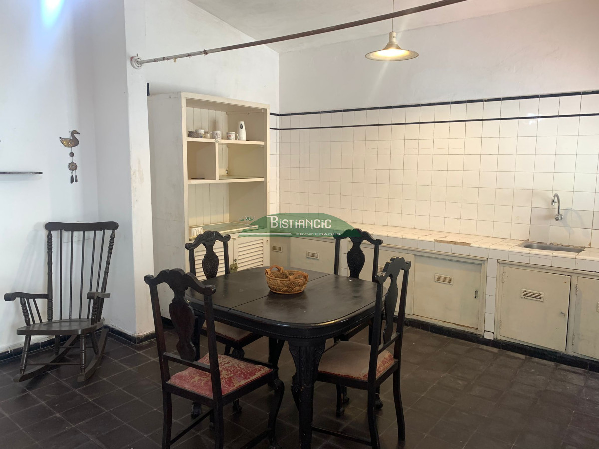 Apartamento ID.2788 - Casita en alquiler anual 1 dorm, frente a plaza del vigia. 